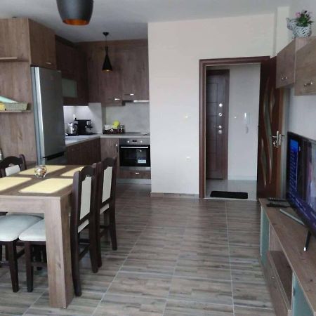 Nev Apart New Velingrad Exterior photo